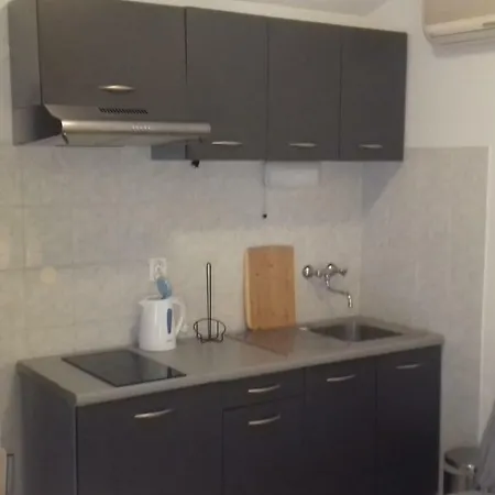 Tili Apartment