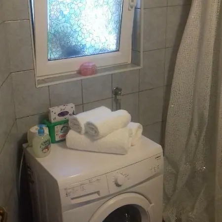 Tili * Póla