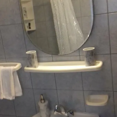 Tili Lägenhet Pula